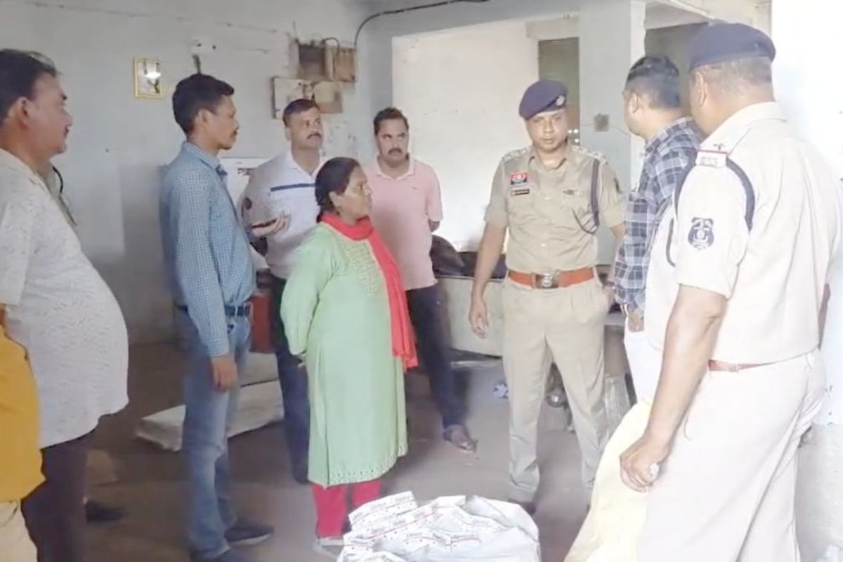Durg News: गुरूमुख जुमनानी गैंग से जुड़े होने का शक, 12 लोगों को हिरासत में लिया गया