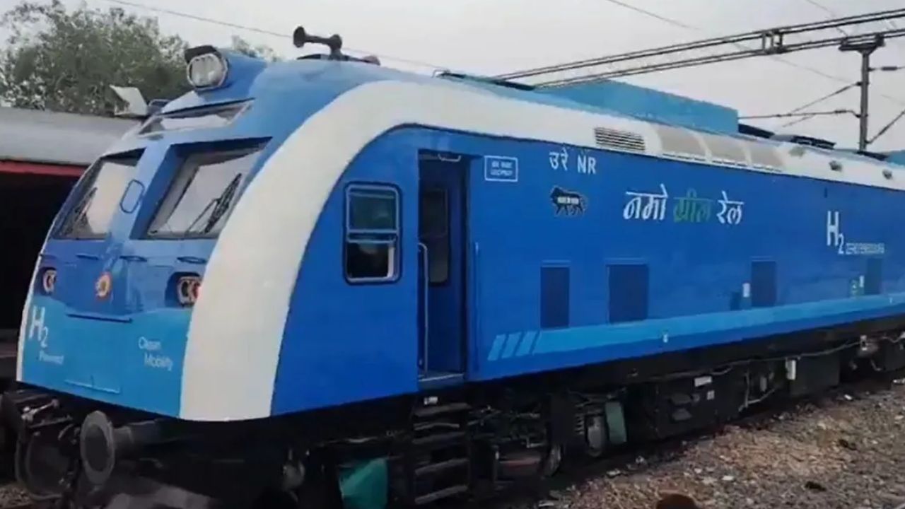 Hydrogen Train: ग्रीन टेक्नोलॉजी की ओर बड़ा कदम: भारत की पहली हाइड्रोजन ट्रेन ने पूरा किया फाइनल ट्रायल