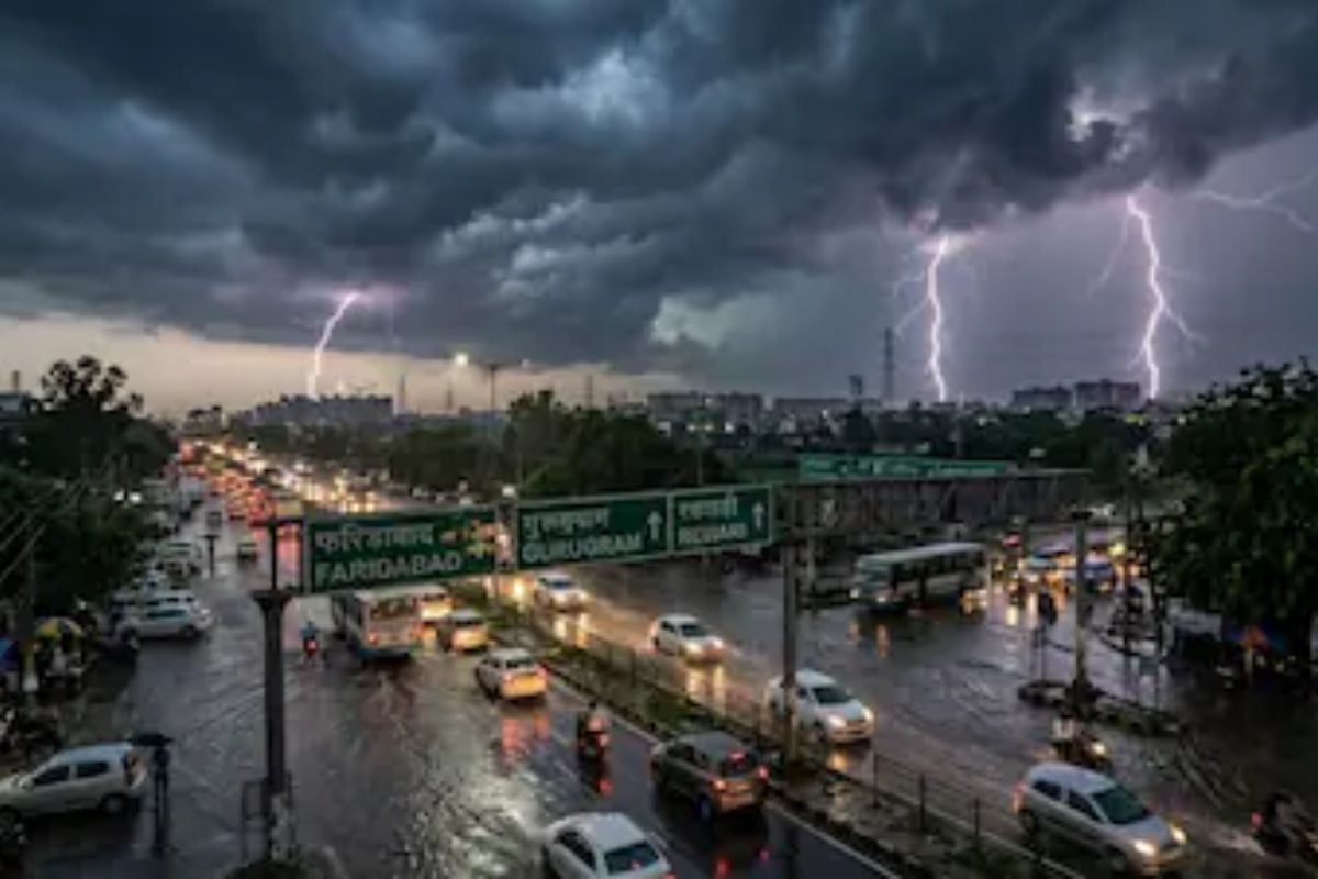MP Weather Update: एमपी में मौसम का यू-टर्न: 34 जिलों में आंधी-बारिश, कई जगह ओलावृष्टि का अलर्ट