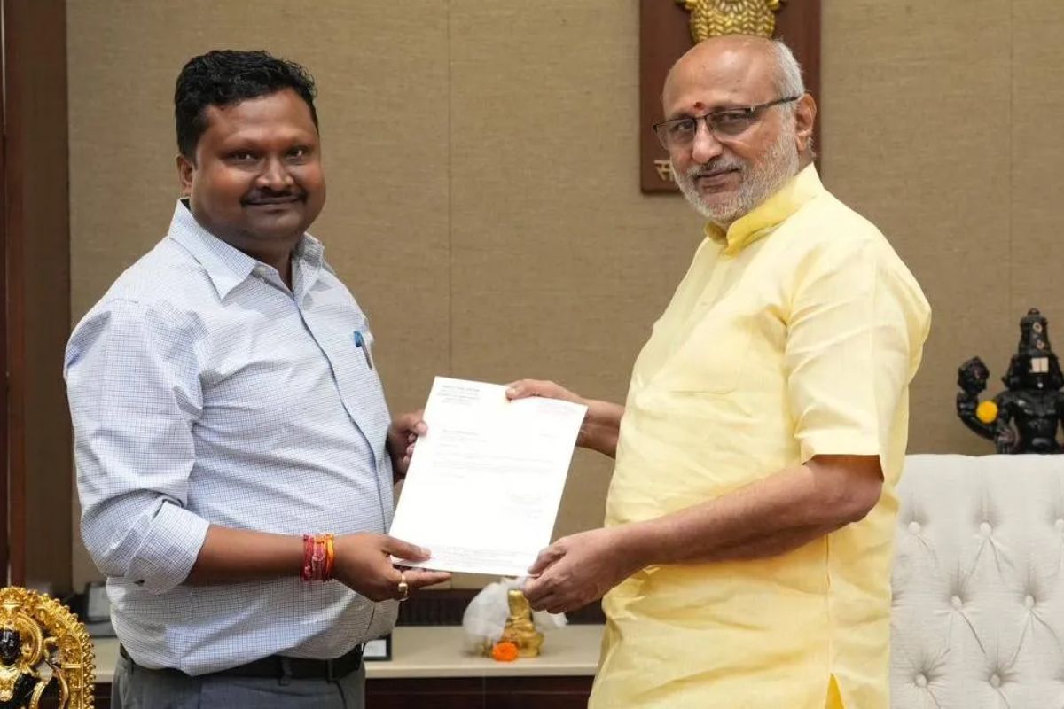 टीएमसी में बढ़ी हलचल, तीसरे राज्यसभा सांसद ने दिया इस्तीफा, टेंशन में ममता बनर्जी