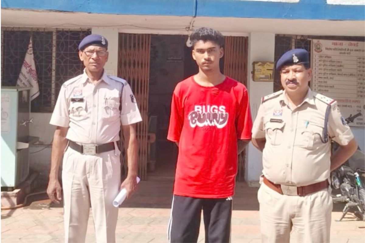 CG Crime News: स्टेशन मरोदा में नशे के कारोबार पर पुलिस का शिकंजा, 13 पत्तियां अल्प्राजोलम टेबलेट जब्त