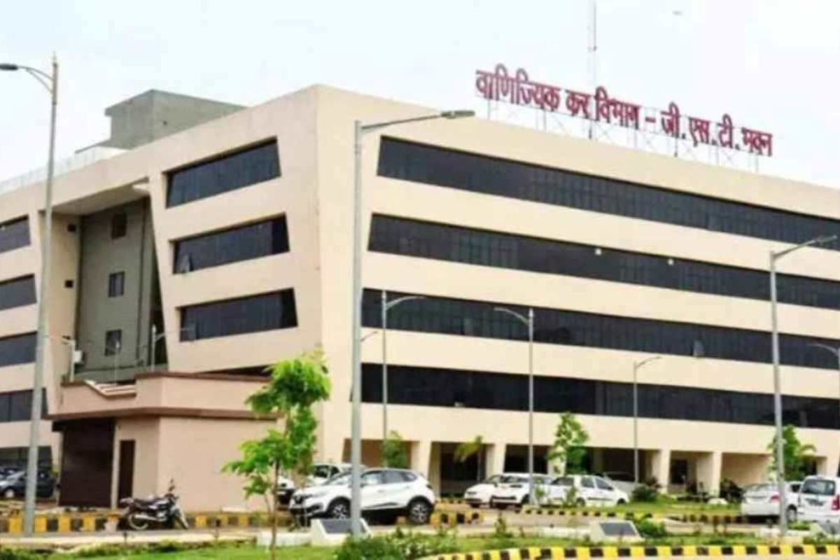 Raipur News: फर्जी बिल और छिपे कारोबार का भंडाफोड़, GST विभाग की ताबड़तोड़ छापेमारी