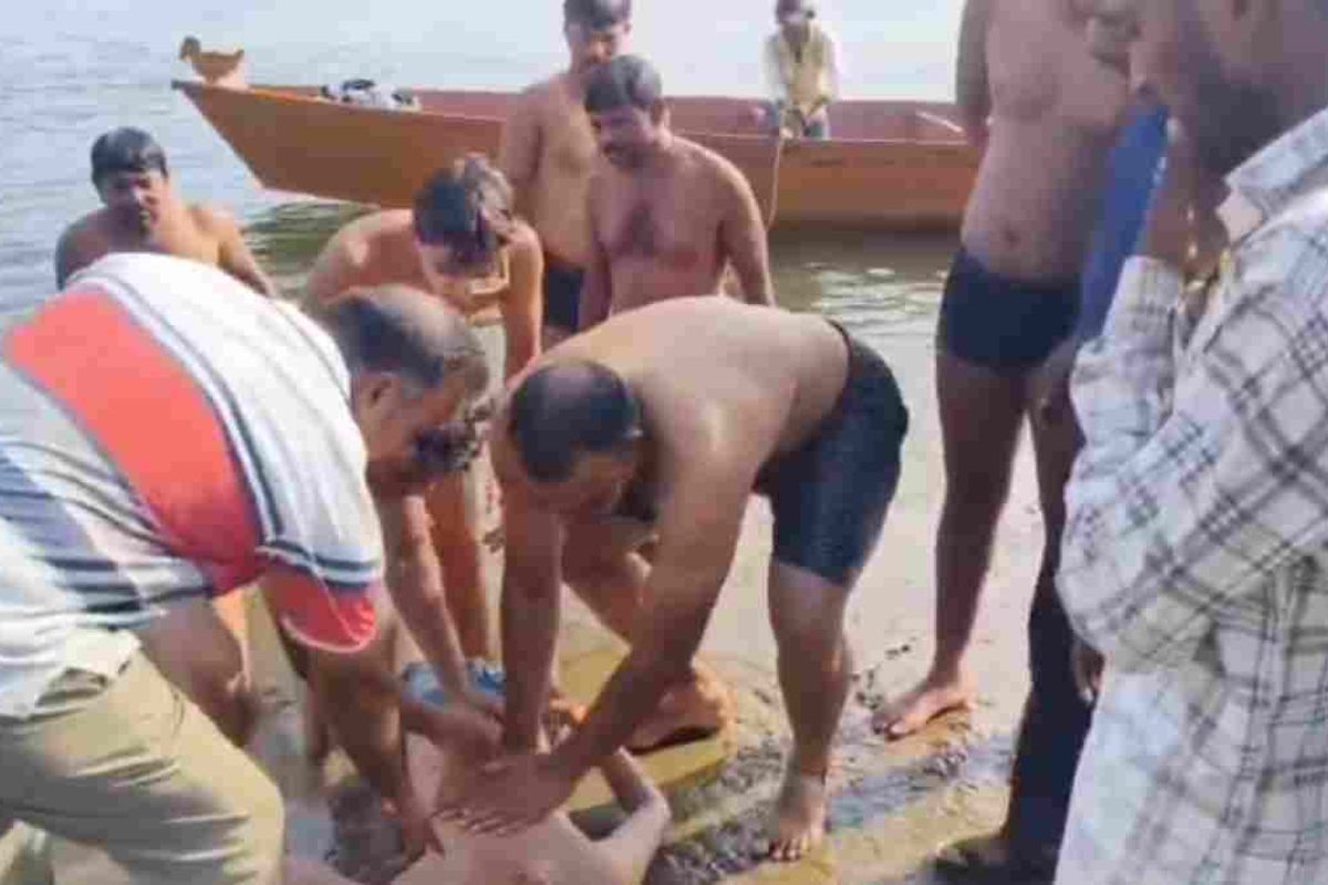 MP Accident News: मोरटक्का में नहाने गए दो युवक डूबे, एक बचा, दूसरे ने गंवाई जान