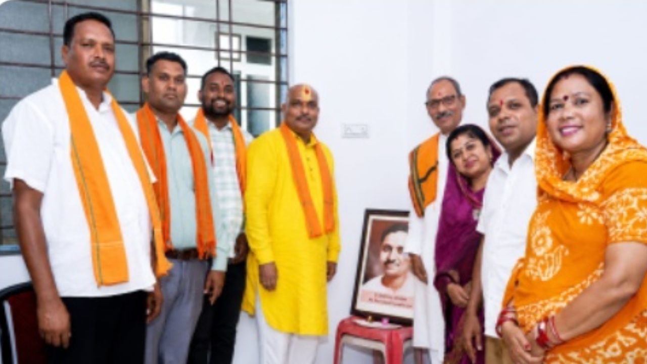 Durg News: 2026 की चुनावी तैयारी में जुटी भाजपा, उतई में डिजिटल लर्निंग प्लेटफॉर्म पर कार्यकर्ताओं का प्रशिक्षण
