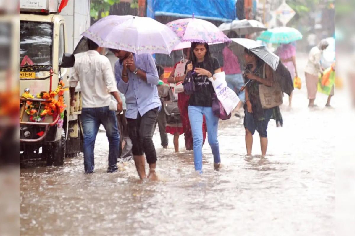CG Weather Update: छत्तीसगढ़ में मौसम ने बदली करवट, कई जिलों में गरज-चमक के साथ होगी मूसलाधार बारिश