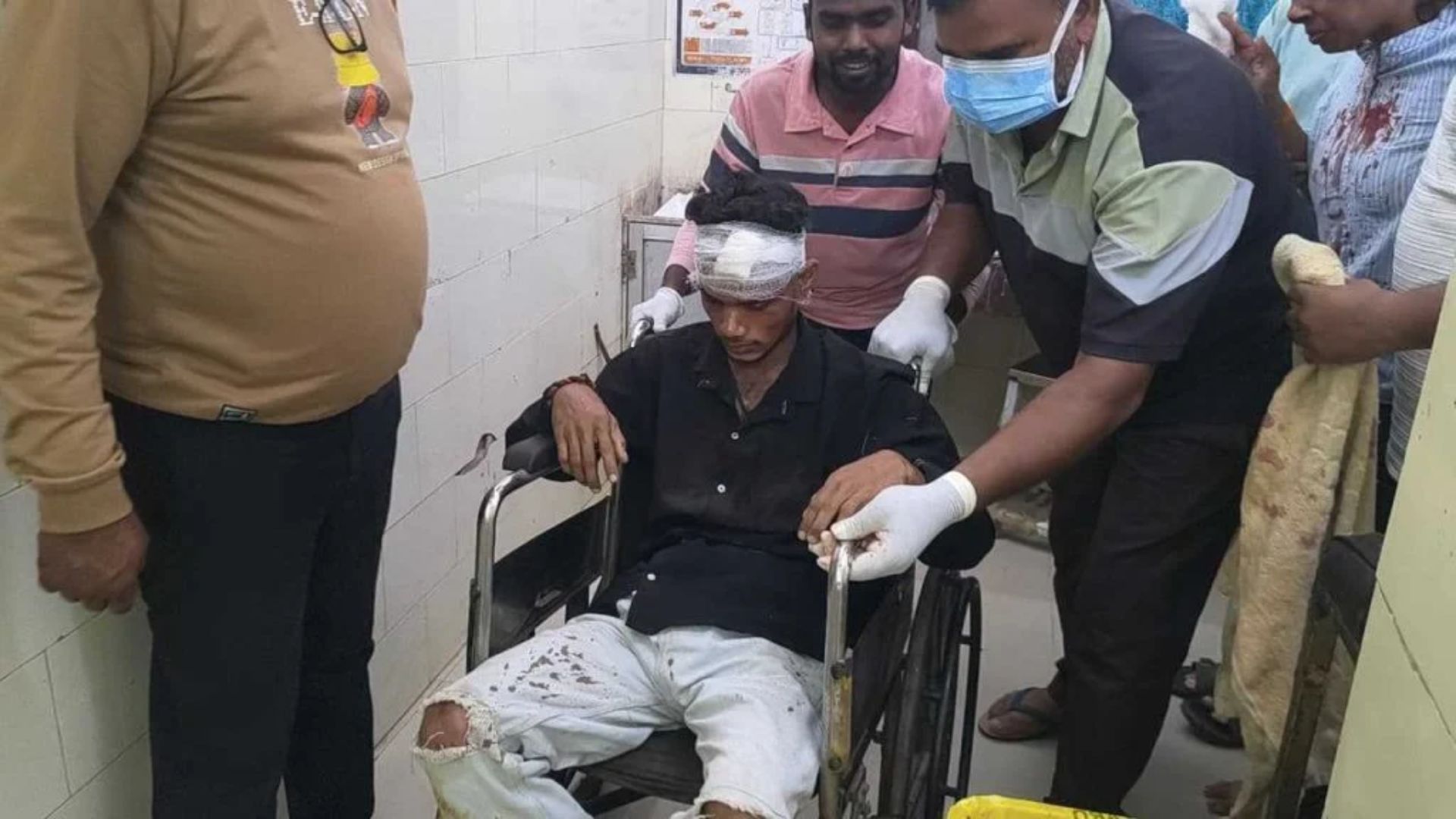 Balodabazar News: रायपुर-गिधौरी मार्ग पर बड़ा हादसा, बस और ट्रक की भिड़ंत में कई घायल