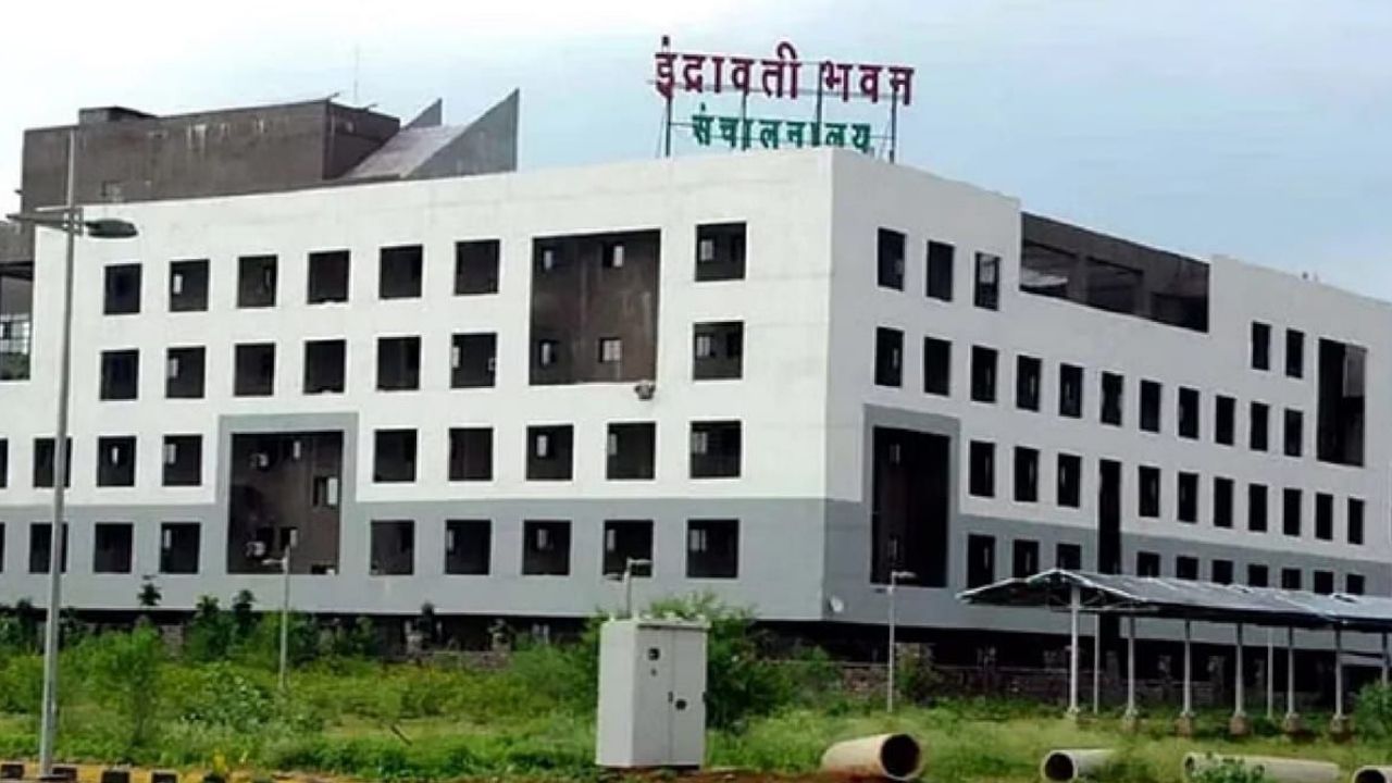 CG Excise Department Transfer: छत्तीसगढ़ में आबकारी विभाग ने बदली टीम, जिला अधिकारी से चपरासी तक 165 के तबादले