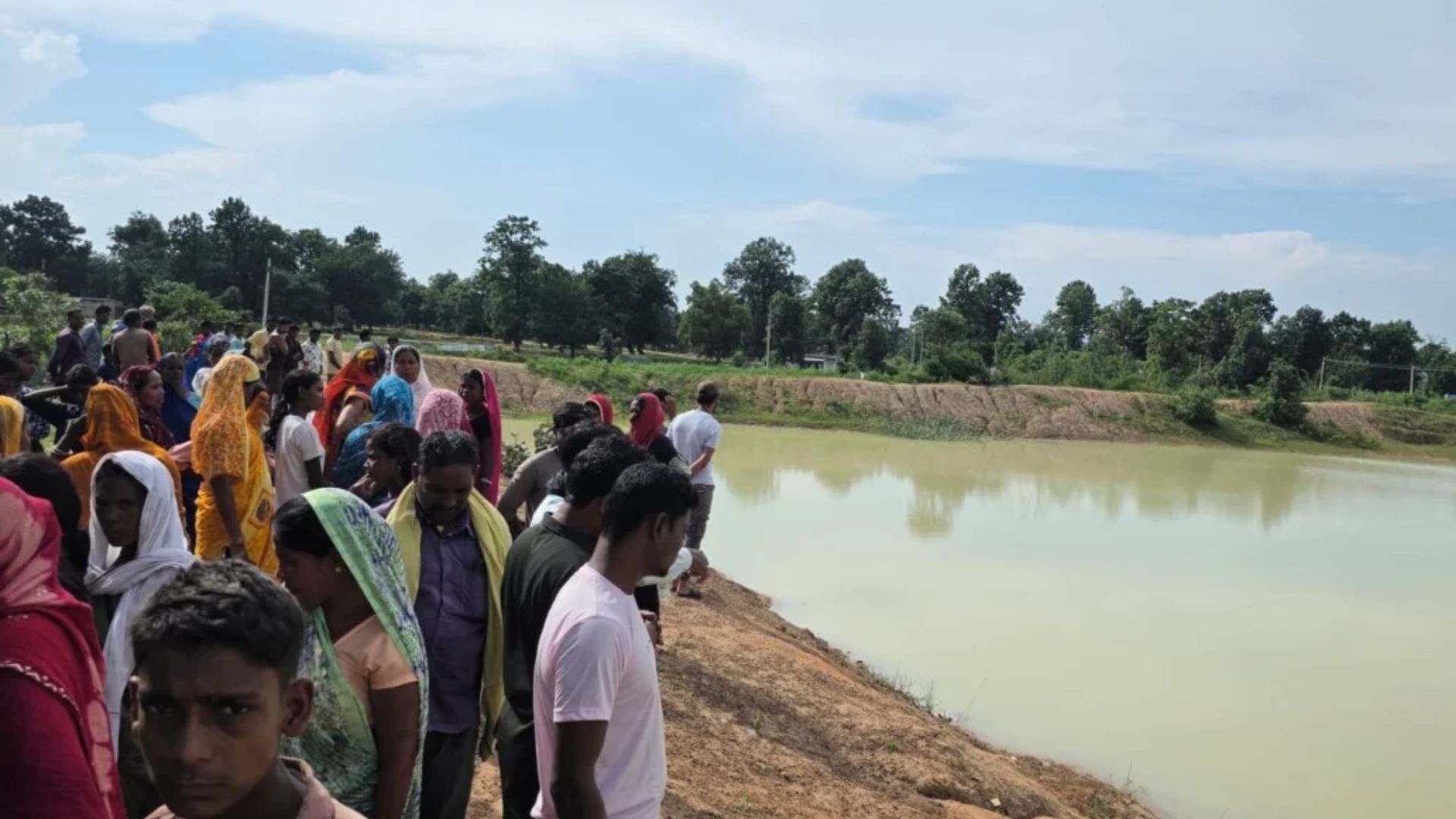 Korba News: तालाब में नहाने गईं तीन मासूम बच्चियों की डूबने से मौत, गांव में पसरा मातम