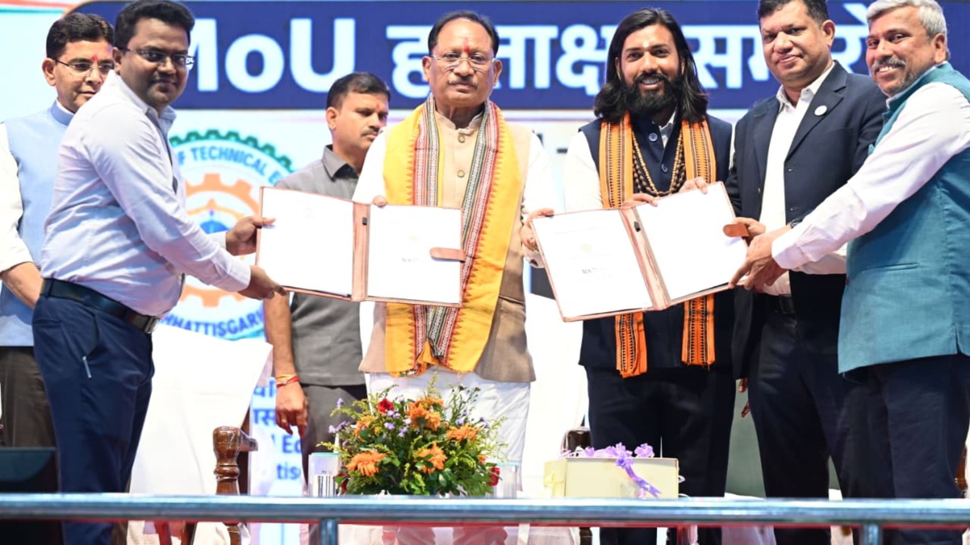 Raipur News: ITI-पॉलिटेक्निक में AI और मशीन लर्निंग सहित नए पाठ्यक्रमों की तैयारी, रोजगार क्षमता बढ़ाने विभाग की पहल