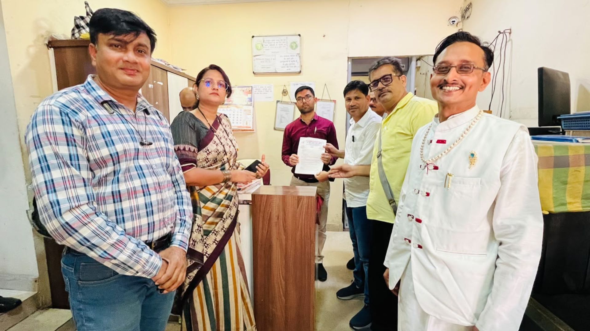 Raipur News: स्टेट वर्किंग जर्नलिस्ट्स यूनियन ने राष्ट्रपति के नाम राज्यपाल को सौंपा ज्ञापन, नए वेतन बोर्ड की भी मांग
